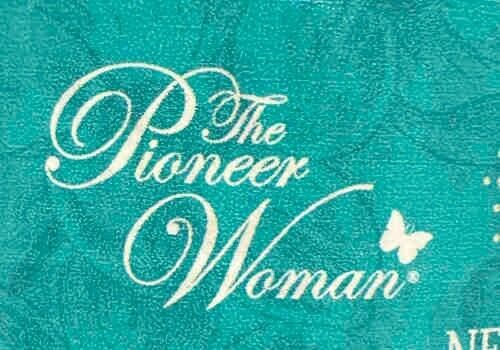 WAX MELTS, HONEYSUCKLE AND HYDRANGEA, HIGHLY SCENTED PIONEER WOMAN (70gm) 10/tin - DM Store